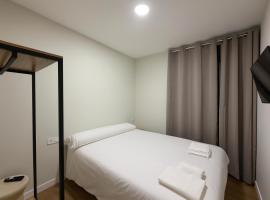 Hostal Alcorcón，位于阿尔考空的酒店