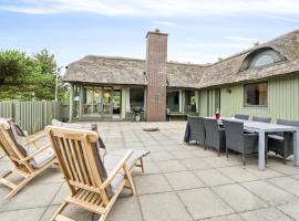 Feriehus 1140，位于森讷维的酒店