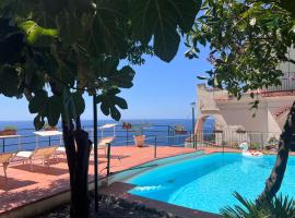 Villa Carmela，位于康加德马里尼的酒店