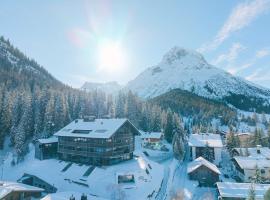 NEW Hotel Kristberg in Lech - new opening since December 2025，位于莱赫阿尔贝格的酒店