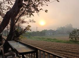 六个自然度假酒店，位于清莱的酒店