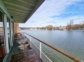 EXIGEHOME-Large houseboat with spa near Paris