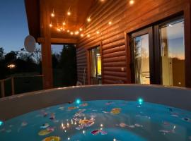 美热奴克拉斯特斯酒店，位于Bērzgale的酒店