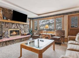 Lodge Tower 594 Two Bedroom Residence，位于范尔的酒店