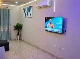 Purple Springs Elmina Suite #3