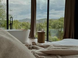 Nest House，位于杜博瓦乡的带热水浴缸的酒店