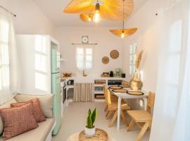 Arnadian Living Experience，位于Arnados的酒店