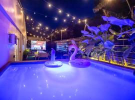 Villa Amihan Vigan with Jacuzzi and Outdoor Cinema 5 Mins Calle Crisologo，位于美岸的酒店