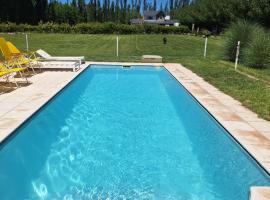 Cabañas Terruños de Pilar，位于马拉圭的酒店