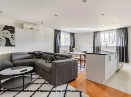 Voltaire 1 Apartement 4,5 2ch Laval, Canada