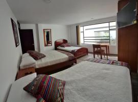 Hotel San Marcos Las Lajas，位于伊皮亚莱斯的酒店