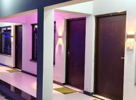 Shreyaksh Chopta Valley Resort，位于Sari的酒店