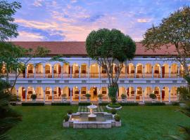 Hotel Majapahit Surabaya MGallery，位于泗水的酒店