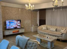 Prilep luxury home in the city centre，位于普里莱普的酒店