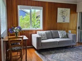 Fletcher Christian Apartments - Isabella Suites