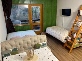 Studio près du lac，位于马尔比伊松的酒店