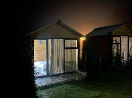 Boga Cabins，位于Bogë的酒店
