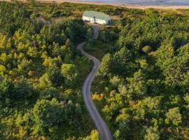 Summer By The Sea Beach House，位于Saint Peters的酒店