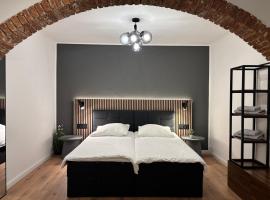 Bricks Superior Design Apartment - EG & Küche Zentral，位于克洛彭堡的酒店