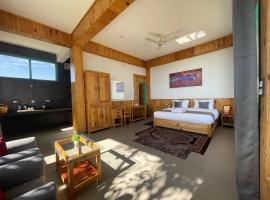 Kasar Escape，位于Hawālbāgh的酒店