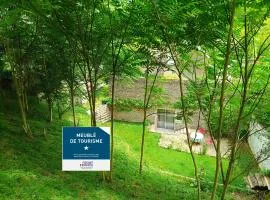 Logement entier dans village calme