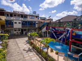 A Número 1 Suítes - Praia do Morro，位于瓜拉派瑞的酒店