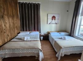 Auberge du vieux pont，位于Saint-Raymond的酒店