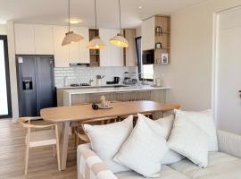 Paracas Navigare 2 BD Vista Reserva y Mar &Uacute;ltimo piso Terraza Kamado BBQ，位于Santo Domingo的海滩酒店