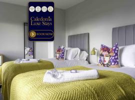 2 BDR House At Caledonia Luxe Stays Short Lets & Serviced Accommodation Bathgate，位于巴斯盖特的酒店