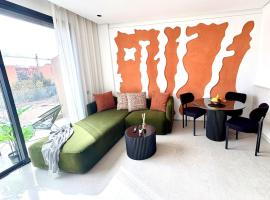 Lovely condo Marrakech city center terrasse garage，位于马拉喀什的分契式公寓