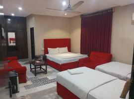 Hotel The Tulip，位于拉合尔的酒店