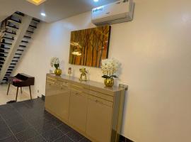 Edens place，位于Magodo的带停车场的酒店