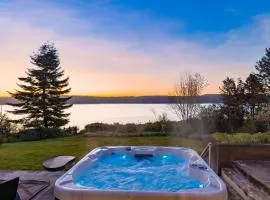 Orca Ridge on Resort Road by AvantStay A Views