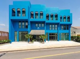 Blu Monkey Boutique Naiharn Beach