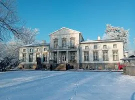 Dwór Podstolice - House of Rosenthal