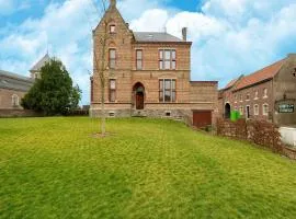 Picturesque mansion with garden in Tongeren