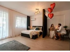 The Essence - Luxe Studio by Blvd 8B7 - Free Parking