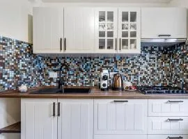 La Petite Maison - Wi-Fi, Netflix, Fireplace, 20min to Zoncolan and Sappada - pet friendly