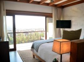 梅格郝丽谢莱奇旺国家公园 - 泰及野生动物园山林小屋，位于Meghauli的酒店