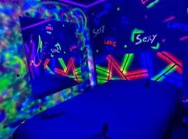 Love Room - fluo expérience
