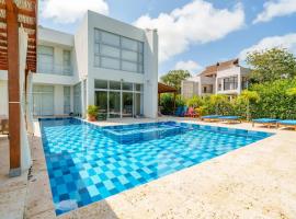 Beautiful 5BR Villa-Bar&uacute; Private Pool-Beach club，位于巴尔的乡村别墅