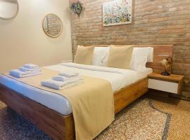 Le 4 Camere，位于Roverchiara的酒店