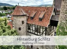 STORCHENNEST - Scandi Style - in der historischen Hinterburg Schlitz - mit Aufzug, Parkplatz & Garten - nahe Fulda und Bad Hersfeld