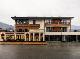 Nouvelle Hotel，位于Oni的酒店