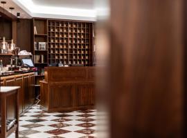 Palazzo Roma- Luxury Leading Hotels，位于地拉那的酒店