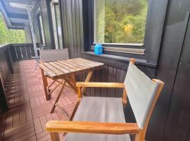 Ferienwohnung "Seeluft" - Raus in die Berge und an den See，位于施利尔塞的酒店