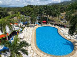 Hotel Paraiso Estudios，位于里考尔特的酒店