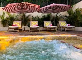 Ombligo connection house