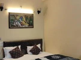 DS Residency Varanasi-Near Temple n Ghat-Parking