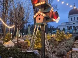 Cathedral Park Medium Apartment